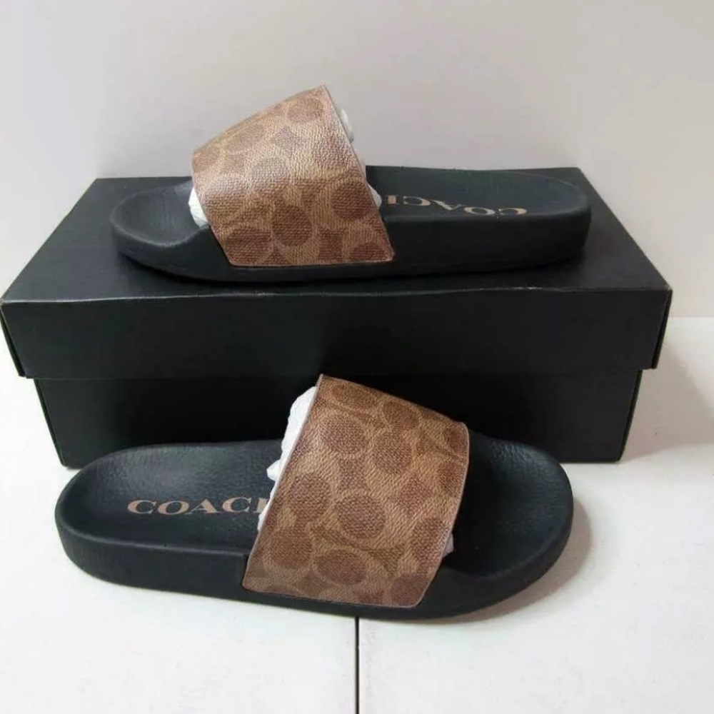 Coach Women’s sz 6 Udele Slides NEW